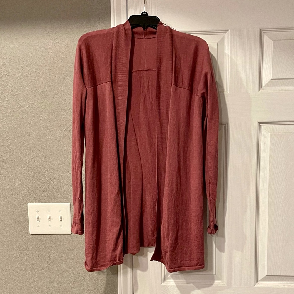 Lululemon cardigan Size 6
